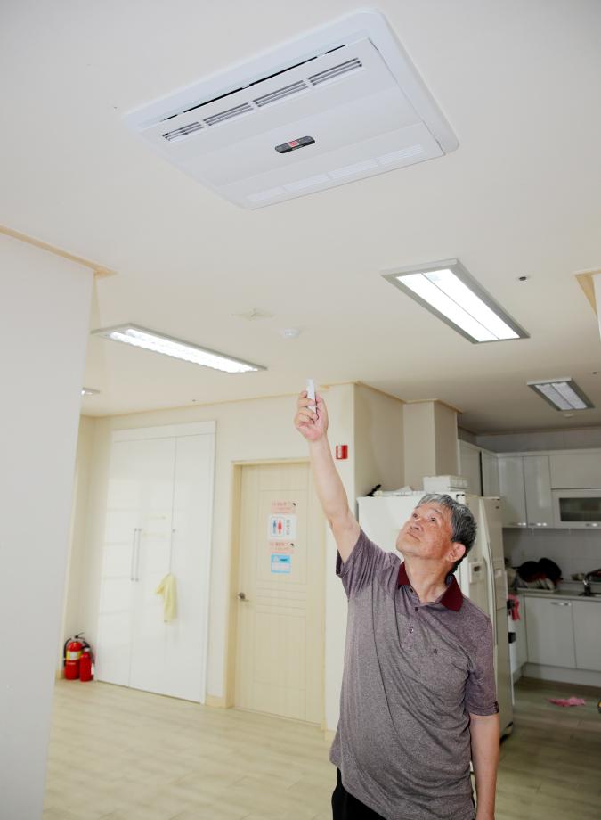 태안군의 ‘통 큰 시책’, 경로당 221개소에 공기청정기 보급