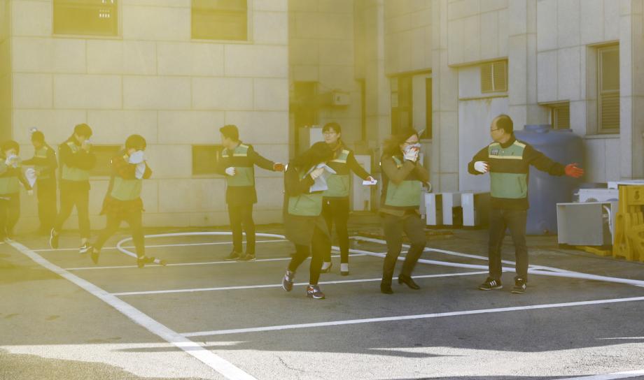 태안군, ‘제406차 민방위의 날’ 건물화재 대피 훈련 실시