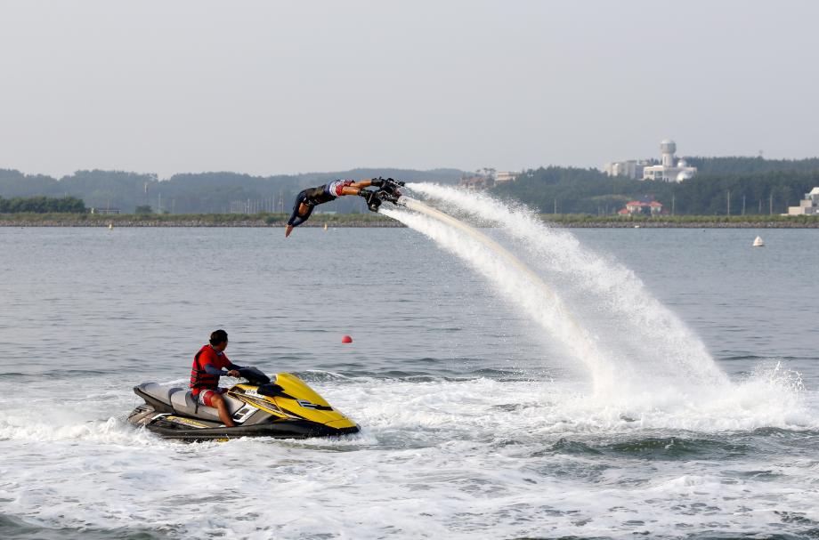 태안군, 한여름 해양레저의 향연 즐겨보세요!