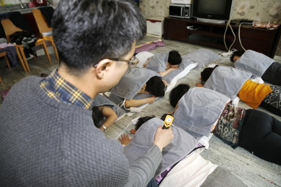 태안군, 해양치유자원 ‘소금’으로 ‘목·어깨 통증 완화한다!’