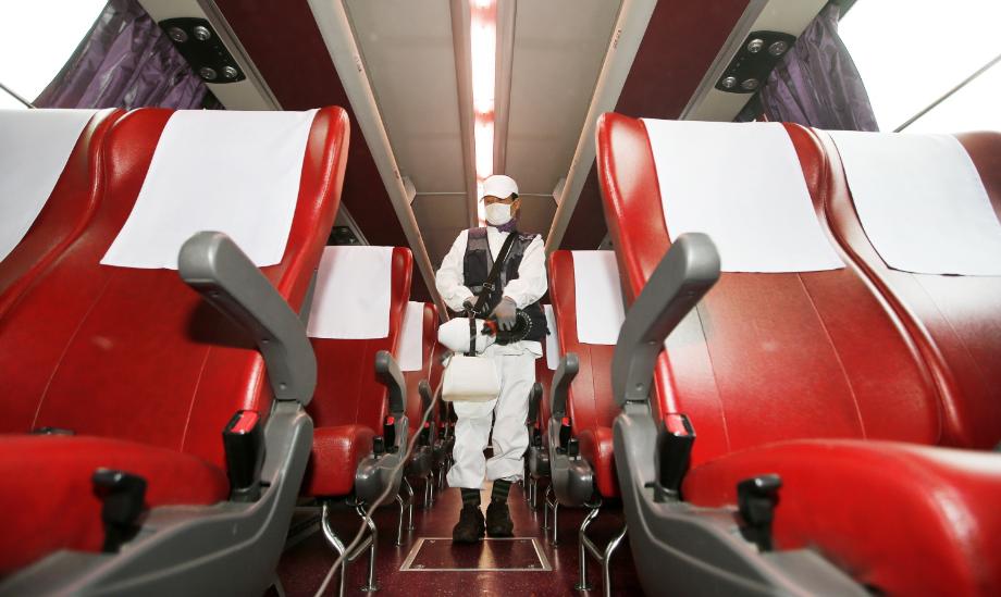 태안군, 신종 코로나 예방 위해 ‘대중 교통 및 다중이용시설 대대적 방역 실시!’