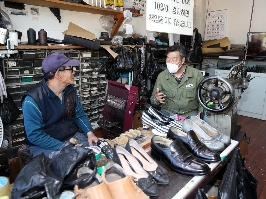 태안군, 코로나19 소상공인 긴급 생활안정자금 지원 위해 ‘구슬땀’