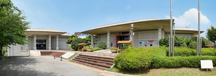 태안군 고남패총박물관, ‘조개 모양 가방고리 만들기’ 체험 진행