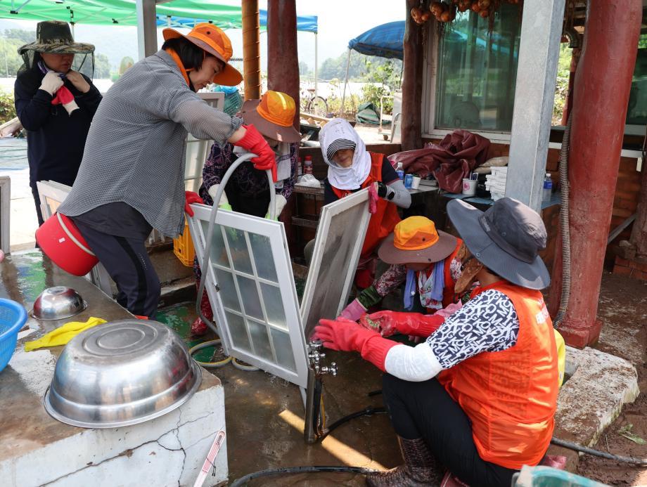 태안군, ‘집중호우 피해’ 청양군 찾아 수해복구 봉사 나서