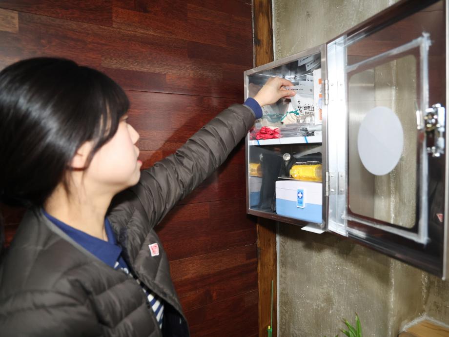 태안군, ‘인명피해 최소화 총력!’ 비상대피소에 비상용품 비치