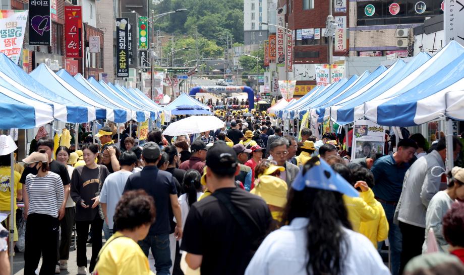 “35년 만에 문 열었다!” 태안 5일장 8일 첫 개장