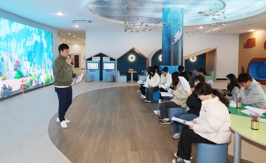 “현장에서 보고 배워요!” 태안군 ‘새내기 공무원’ 현장 견학 성료