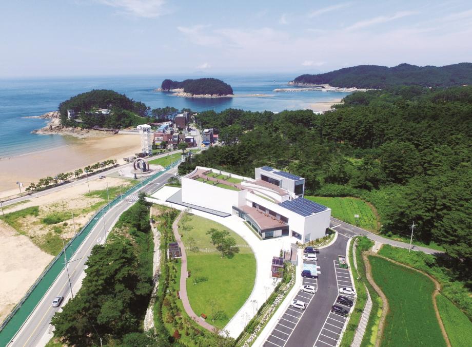 태안군, 유류피해극복 기록물 ‘희귀자료’ 첫 공개