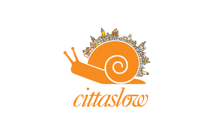 슬로시티의 상징 : 공동체의 꿈과 행복을 업고 가는 달팽이